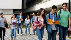 estudantes de faculdade