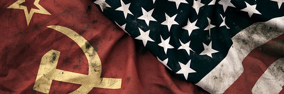 bandeiras da urss e eua guerra fria
