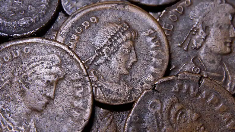 Moeda antiga do Imperador Teodósio